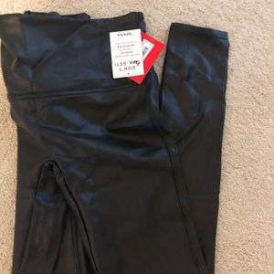 Spanx pleather faux leather leggings NWT black M